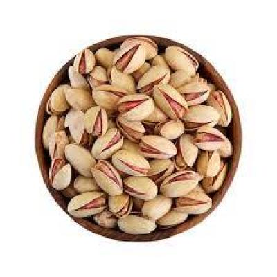 پسته احمدآقایی خام